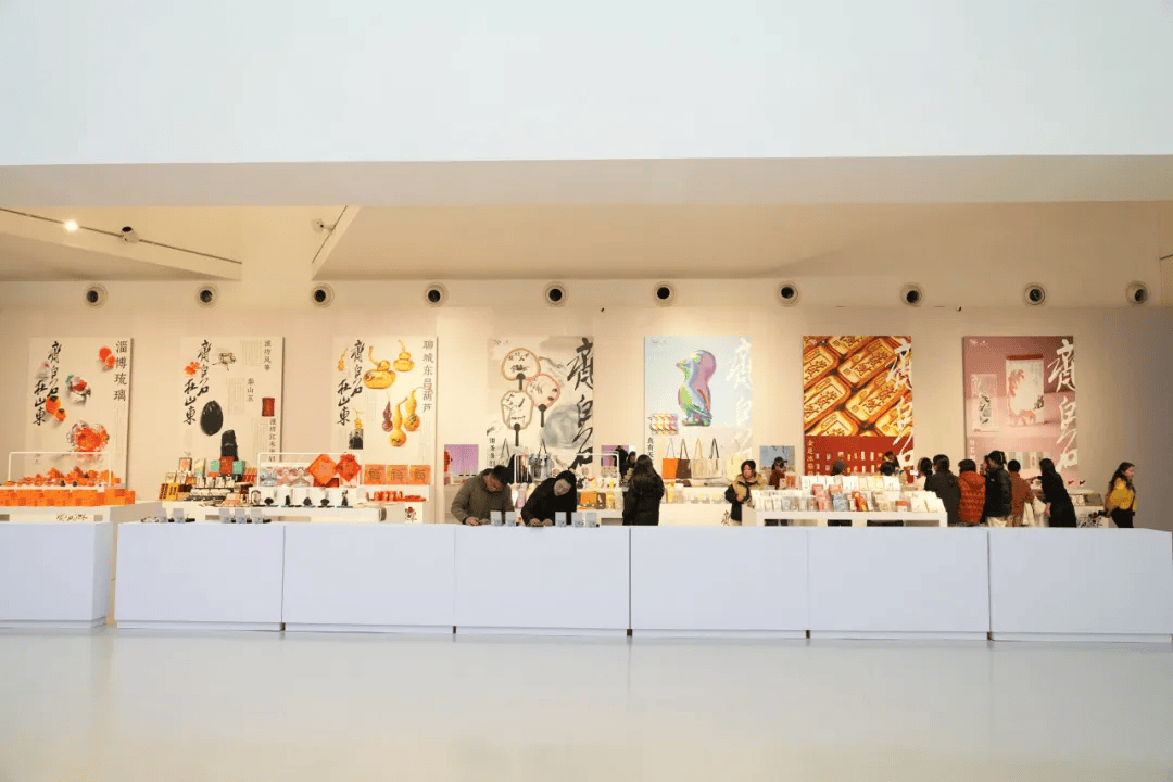 白石热”点燃山东冬日文化消费新气象MG不朽情缘文创日销破两万！“齐(图2)